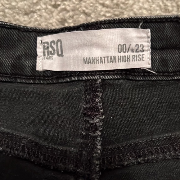 Jeans - Picture 7 of 9